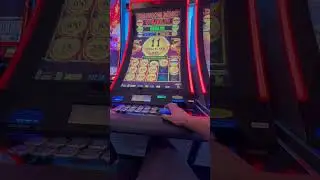 Low roll betting on Happy & Prosperous