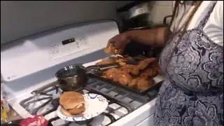 No Measurements 23: POPEYES CHICKEN SANDWICH