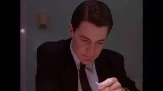 I segreti di Twin Peaks - L'agente Cooper ispeziona il corpo di Laura Palmer 