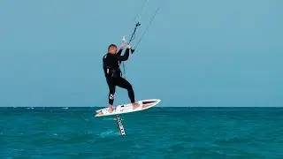 Hydrofoil strapless