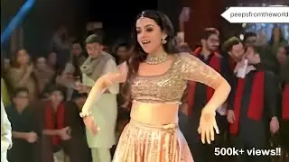 yashma gill dance on aaj ki raat Maza husn ka on her sister wedding/ sangeet dance / dance Pakistani