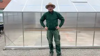 Gewächshausaufbau 2023 im Hobbygarten mit dem Modell Gampre 6,40m x 2,90m