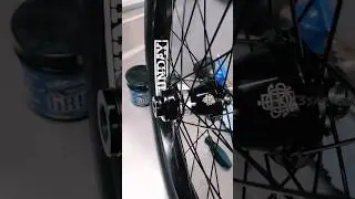 #bmx Mantenimiento a la Maza freecoaster Odyssey Clutch V2 en un minuto #odysseybmx #bmxparts