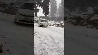7th jan 2025 Heavy snowfall in #kashmir #gulmarg