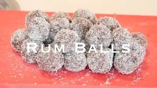 Christmas Rum Balls | Christel Juwel
