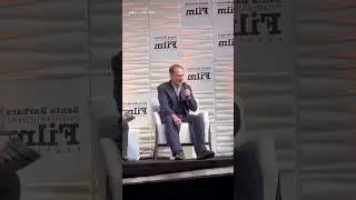 Рэйф Файнс объясняет произношение своего имени на Международном кинофестивале в Санта-Барбаре 202...