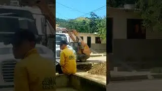 Case skidteer trabajando