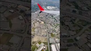 Airplane window view Toronto canada✈️