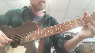 Old guitar test after restoration.