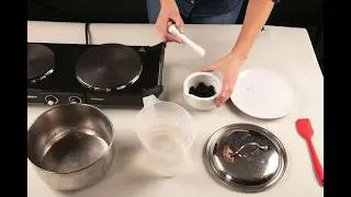 Making Dye from Sloe Berries (Stop Motion)