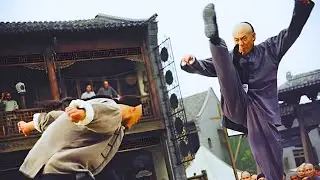 Martial arts legend challenged a local farmer unaware that he is a wing Chun master
