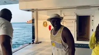 Samuel L. Jackson, Magic Johnson & LL Cool J Charter Yacht That Costs $1 Million A Week