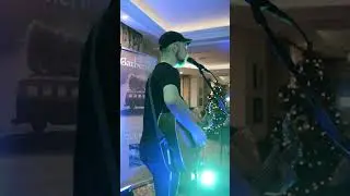 Dreams - The Cranberries - cover at a live gig by Barry Jay Hughes (Ireland)