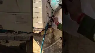 Blower में जमा धूल, गंदगी और blockage को पूरी तरह jet wash से साफ किया गया जिससे airflow बेहतर हुआ