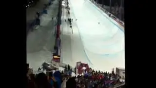 Shaun White crashed into the wall in halfpipe snowboarding  Sochi Olympics 2014 HD