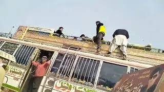 Government Orders Ignored in Mandi Thoro |  Rules Only for Motorcyclists | Law and Order Breakdown