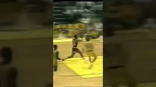 Moses Malone destroys Kareem on the boards #shorts