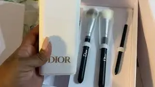 Silver Dior Loyalty Gift and Platinum Birthday Gift August 2025 White Brush Case w Brushes