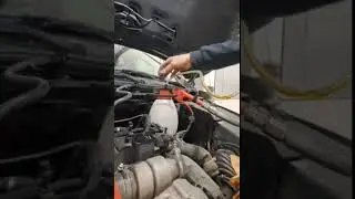 Byta br&auml;nslefilter p&aring; Volvo V40 D2 2012 som knappt varva 2000rpm och gick i limpmode p&aring; varje v&auml;xel.