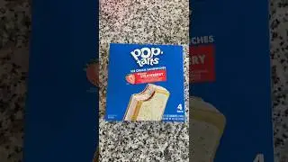 NEW! Strawberry Pop-tart Ice Cream 🥪🍨 Sandwich #poptart #poptarts #icecream #shorts #dessert