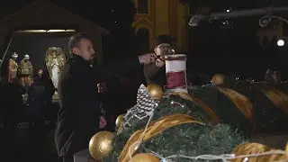 Meggyújtották a Sátoraljaújhely város koszorúján a negyedik adventi gyertyát is