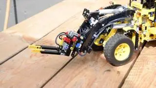 LEGO 42030 - модификация ковша