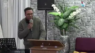 [ En tiempo de angustia, Jehová es tu fortaleza - Hno. Lester Rowe ] #mmmberlin #palabradevida