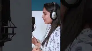 Swasika Vijay💙 | Unakkul Naane Song💞| Women'sDay Special Video💙#theworldofgiri