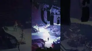 Guns N' Roses - Prostitute - Detroit - 11/02/2017