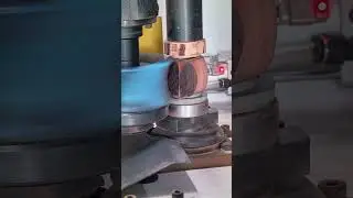 High-speed rotating engraving machine, high-speed processing of the wood plate. #wood #cncmill