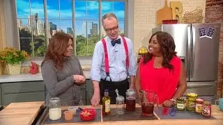 A Gadget That Turns Your Mason Jar into a Parfait Cup