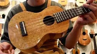 NEW/Uma Ukulele UMGO-S Soprano& Uma Ukulele UMGO-C Concert