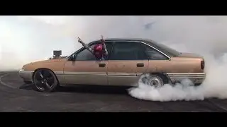 EX5LTR V8 COMMODORE BURNOUTS AT LARDNER PARK MOTORFEST 2014