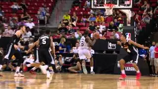 Jonathan Simmons Has Big Air With These Dunks!