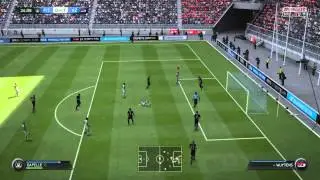 FIFA 15 PS4 Bug - Jogador advers&aacute;rio bate escanteio