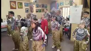 Dance practice with DS Foundation 
