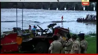 Raigad: tavera car found in savitri river story