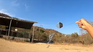 VOLANDO PAPALOTE (CULEBRINA, CHICHIGUA, COMETA) se nos fue el papalote/JosuéFlin