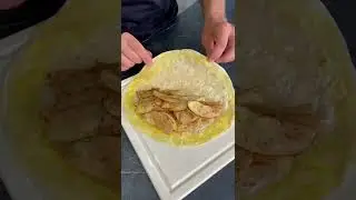 Десерт тортилья с яблоком