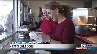 An inside look at a chili dog staple in Tucson