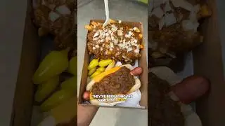 ВСЕМИРНО ИЗВЕСТНЫЕ ХОТ-ДОГИ С ЧИЛИ И СЫРОМ! #хотдог #чилисыдог #шорты #еда