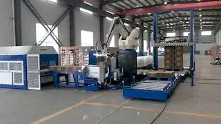 Umreifungsmaschine MCB-2 XT, Fuji Ace EC-201 Palettierroboter und Palettenpackpresse LCU