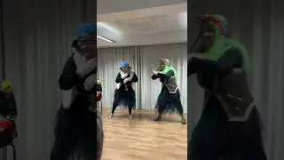 Кадры из спектакля 