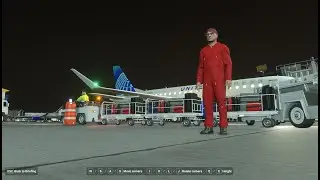 WORKING AIRPORT MAINTENACE DEPT-NIGHTSHIFT-LAX AIRPORT-LIVE TRAFFICE LIVE PLAYERS-MSFS2024