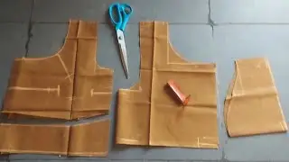 simple 4tucks blouse cutting  #blouse #sewcreative#easywayto  #fashiondesign #4tucksblousecutting