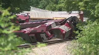 Train derails in Wisconsin, cleanup continues while investigation is underway