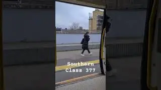 Class 377 Southern train doors. #doors #train #publictransport #southern #chime #class377 #london