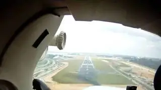 Cessna 172 circuits at Seletar WSSL