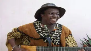 Daby Balde     Guitar Session Mamadiyel (Afro-blues).