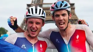 JO PARIS 2024 - L'&eacute;motion des m&eacute;daill&eacute;s olympiques fran&ccedil;ais Valentin Madouas et Christophe Laporte